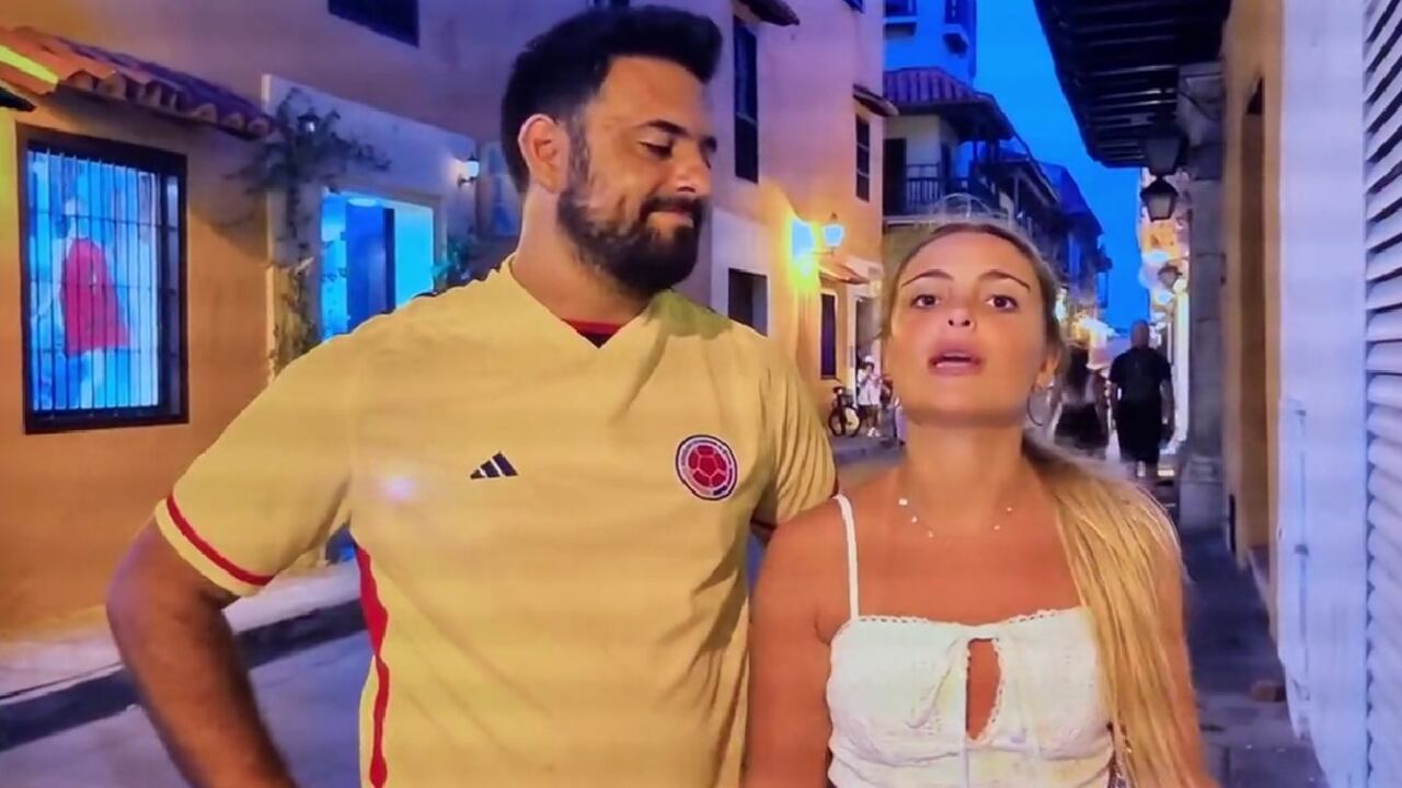 La pareja hace videos para YouTube y denunciaron el hecho públicamente.