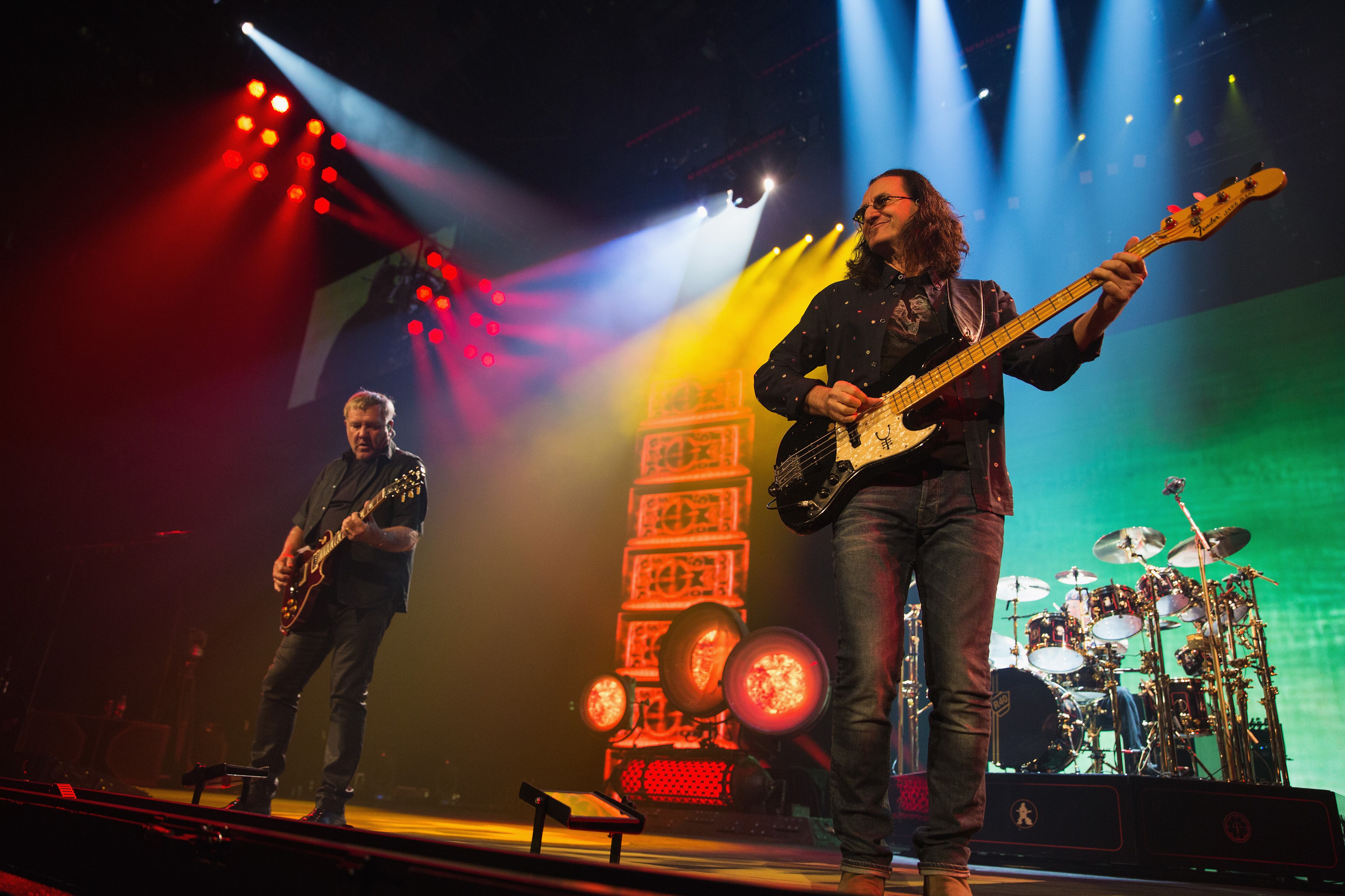 Alex Lifeson, Geddy Lee y Neil Peart fueron Rush por décadas. Acá en su R40 LIVE Tour, en 2015. Foto: Mat Hayward/Getty Images.