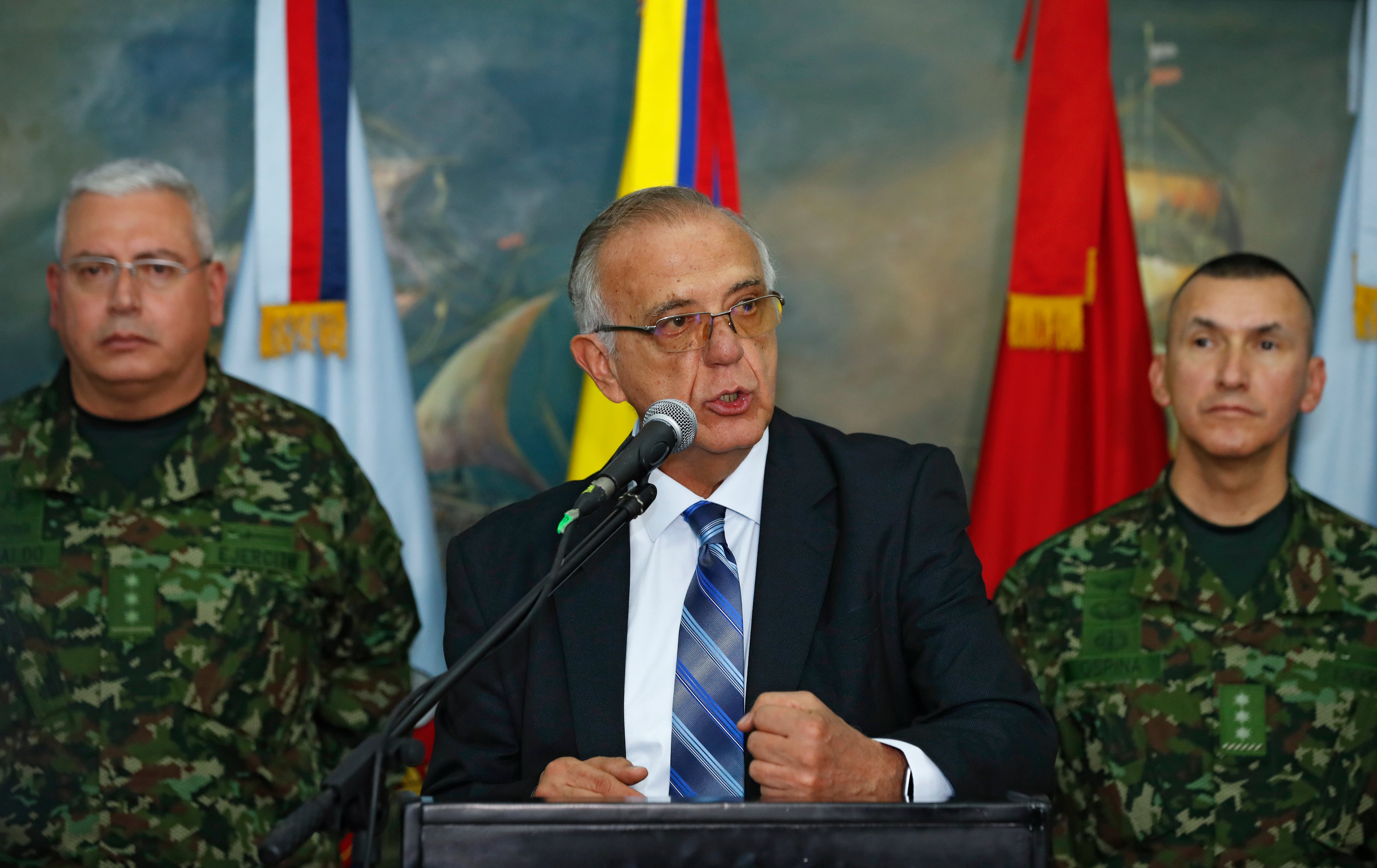 Ministro de la Defensa, Iván Velásquez, ordenó suspender los bombardeos en el país.
Bogota agosto 25 del 2022
Foto Guillermo Torres Reina / Semana
