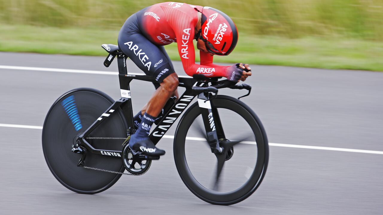 NAiro Quintana del Arkea Samsic en la quinta etapa crono en Laval