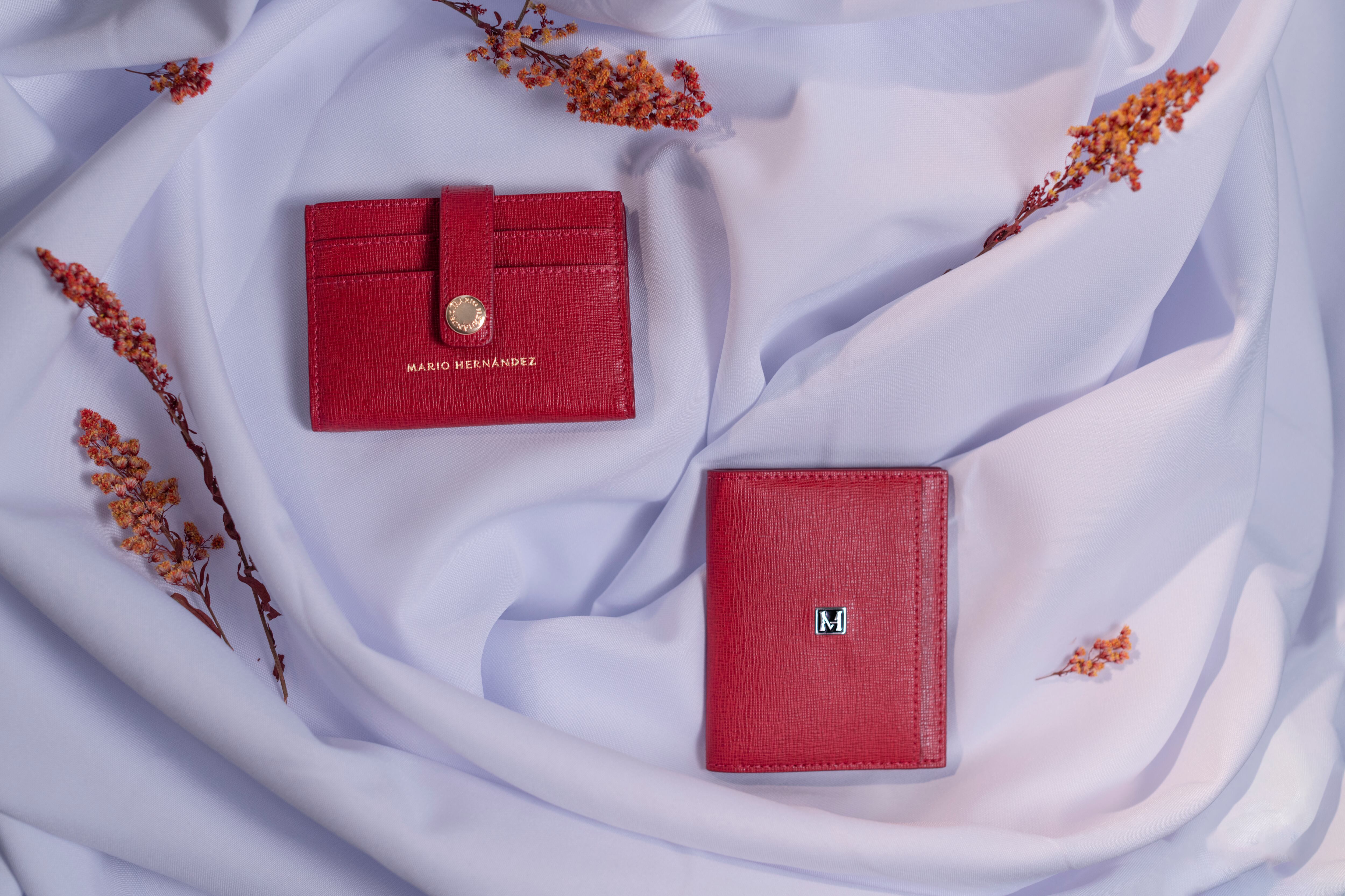 tarjetero Mario Hernández