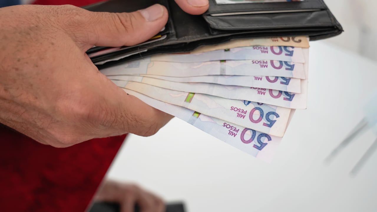 Al adoptar rituales como este, las personas pueden encontrar una manera de conectarse más profundamente con sus aspiraciones.