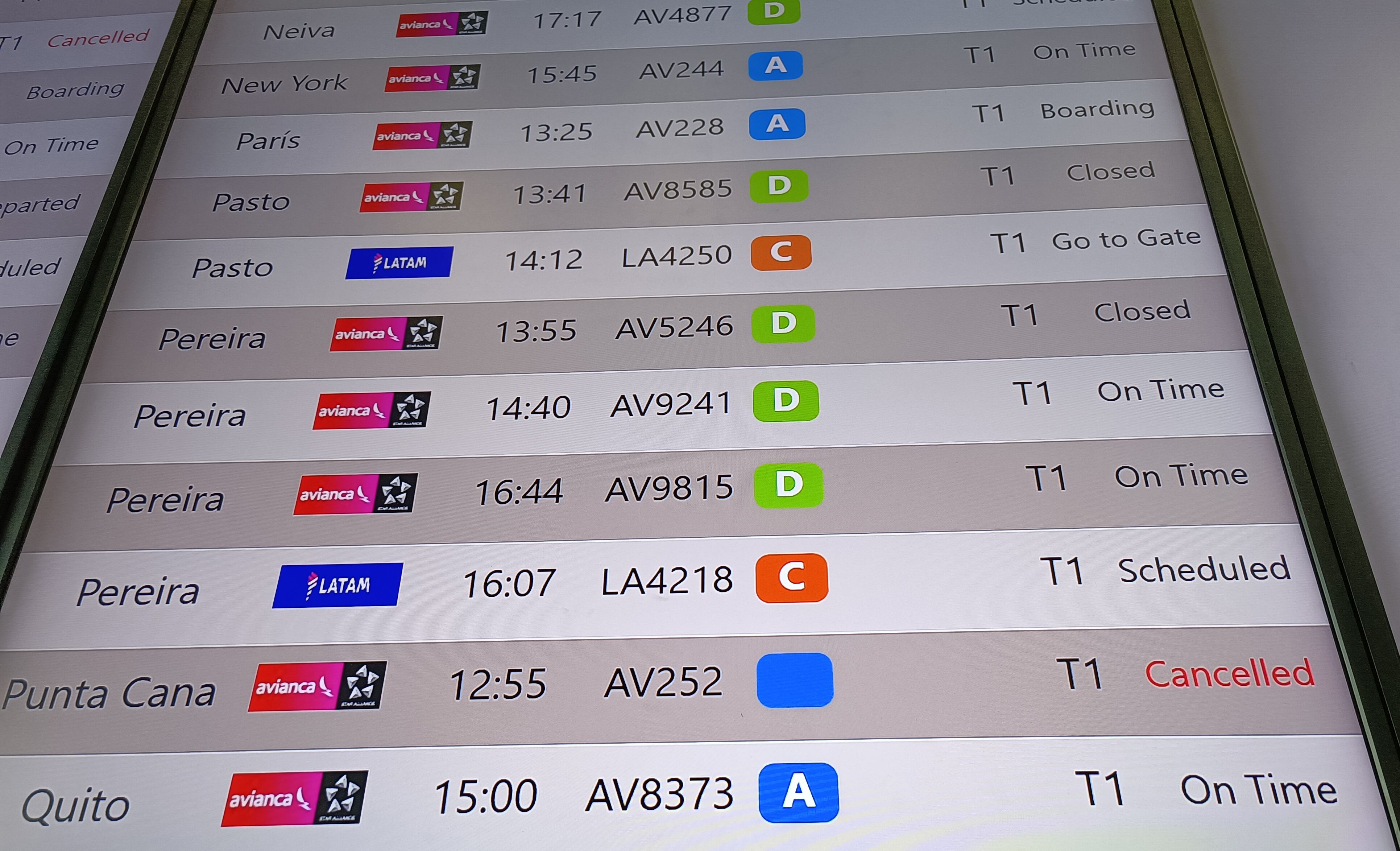 Varias aerolíneas  suspendieron venta de tiquetes en Colombia por crisis de combustible en aeropuertos
Aeropuerto Internacional El Dorado 
Bogotá agosto 26 del 2024
FOTO: GUILLERMO TORRES REINA-SEMANA