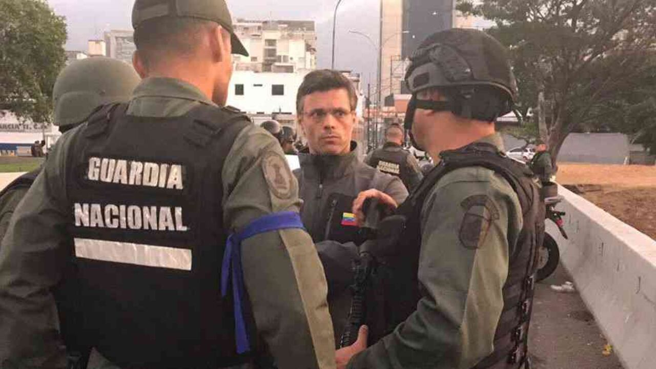 Colombia ha sido el primer país en reaccionar a la liberación de Leopoldo López y al inicio de la llamada Operación Libertad. Se ha convocado a reunión extraordinaria del Grupo de Lima.