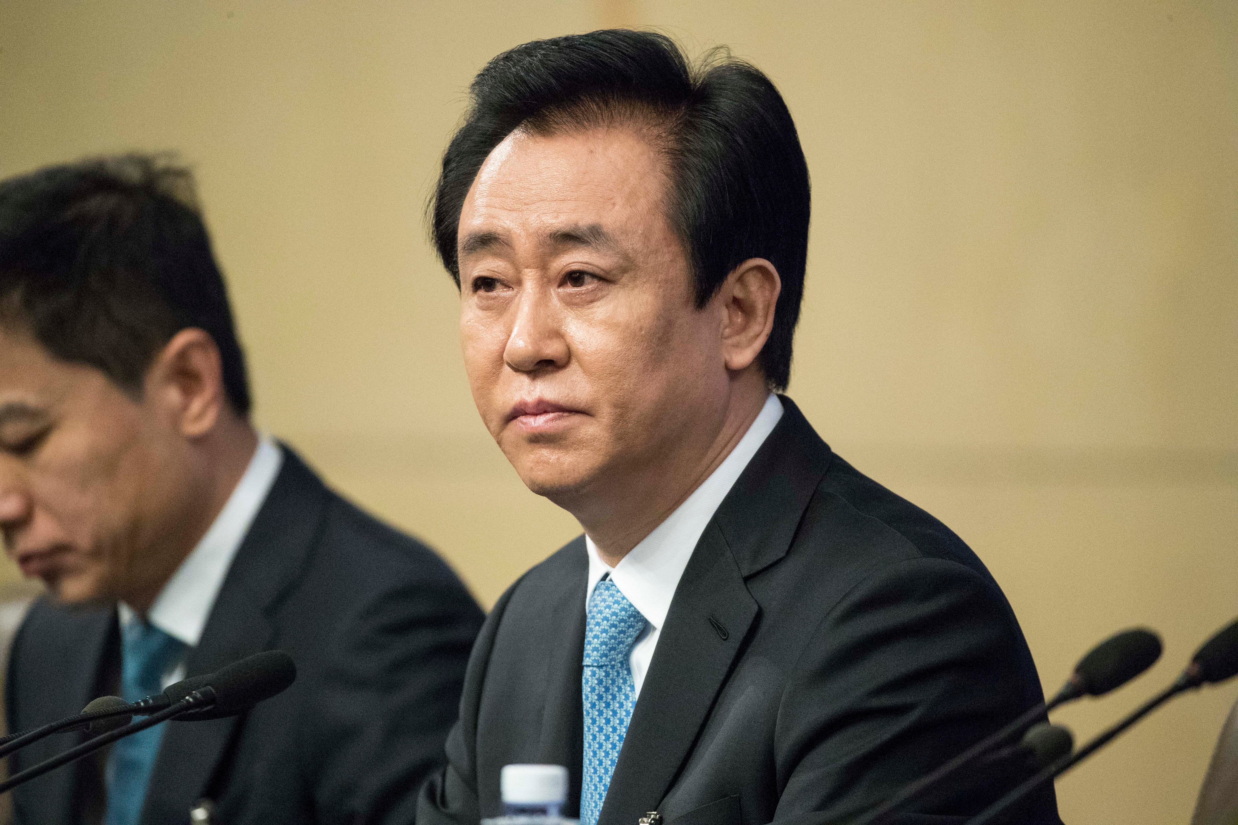Un tribunal chino condenó este jueves al fundador del gigante inmobiliario Evergrande, Xu Jiayin.