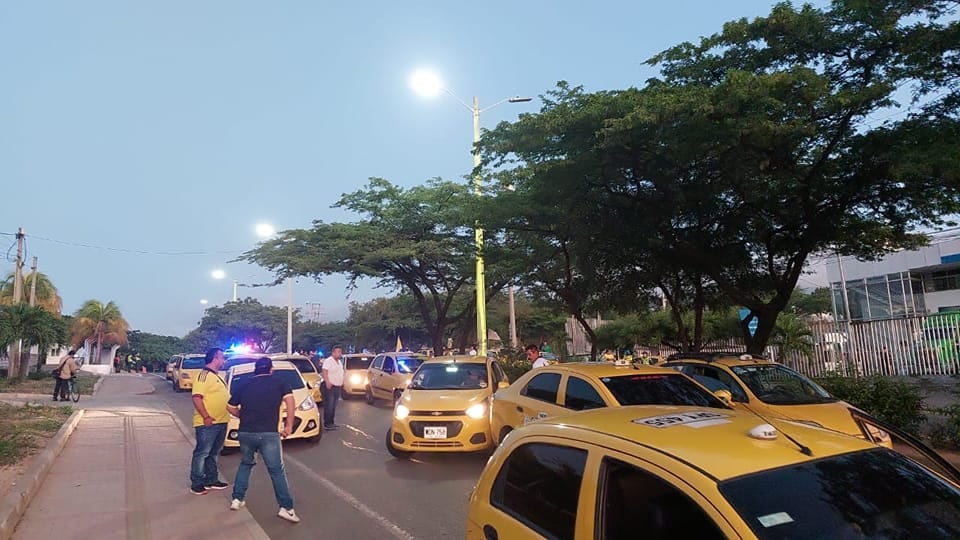 Bloqueo hacia el aeropuerto de Cúcuta.
