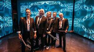 Instagram @defleppard