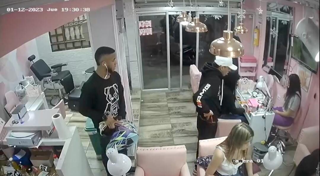 Cayeron Los Pegasos, que atracaban a mujeres dentro de salones de belleza.
