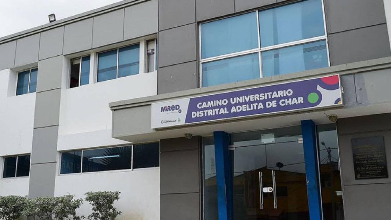 Los galenos confirmaron el deceso de la mujer tras registrar quemaduras de tercer grado en casi todo el cuerpo.