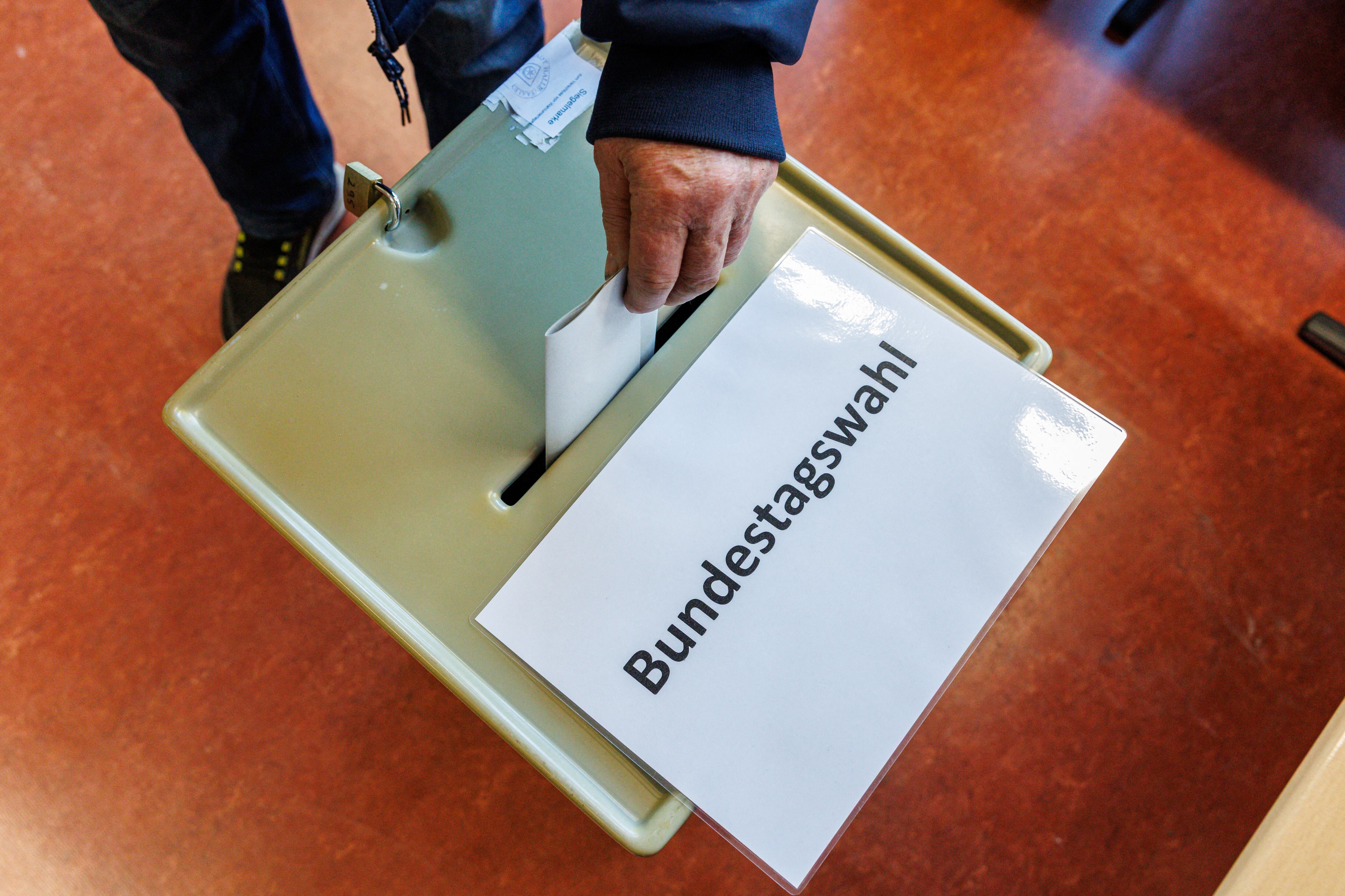 Las autoridades electorales del país europeo reportaron que más de 59 millones de alemanes fueron llamados a votar hasta las 5:00 de la tarde hora local.