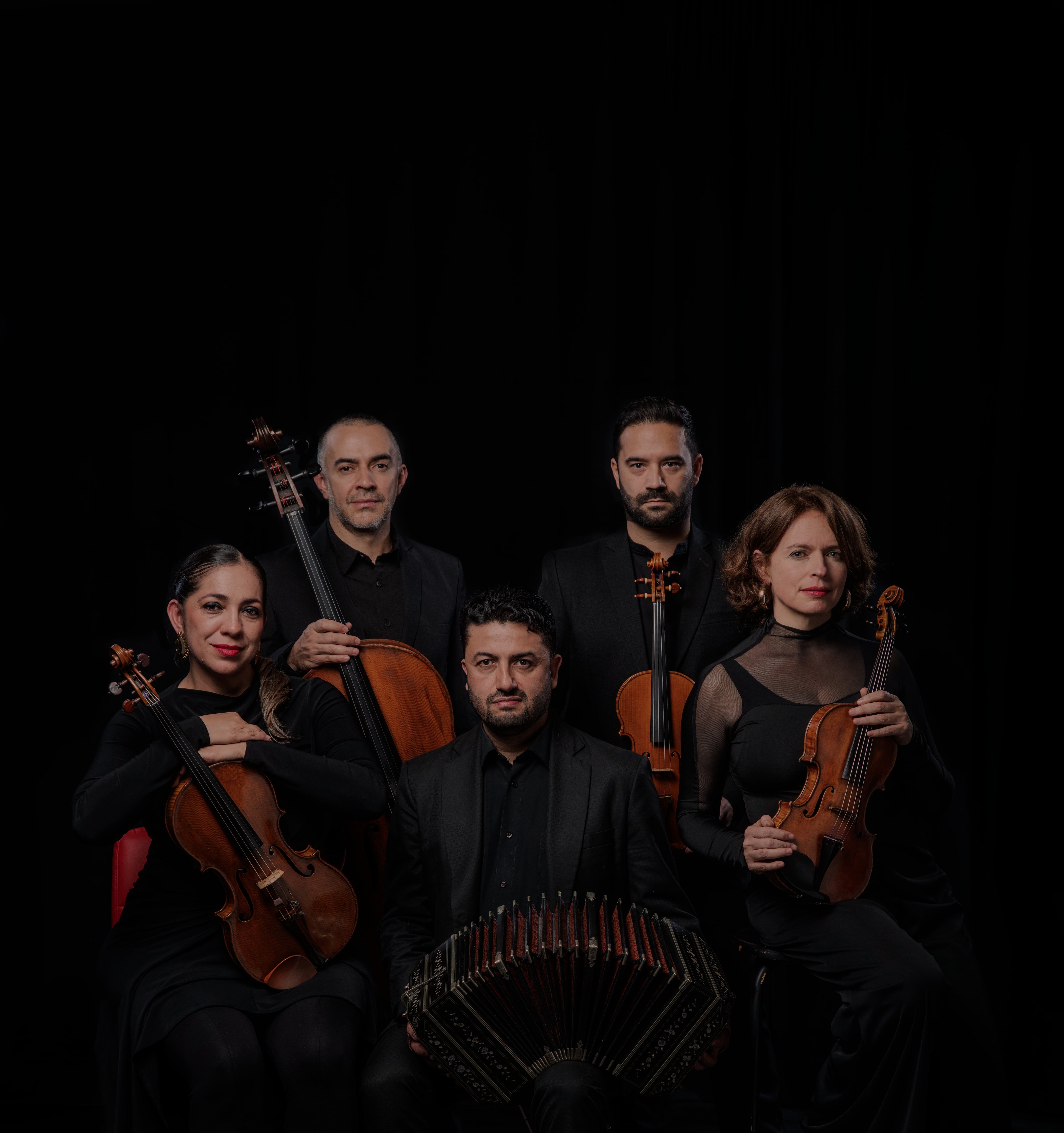 'Q- Artango' es el nuevo disco del Cuarteto Q-Arte y Giovanni Parra. Foto: Carlos Lema.
