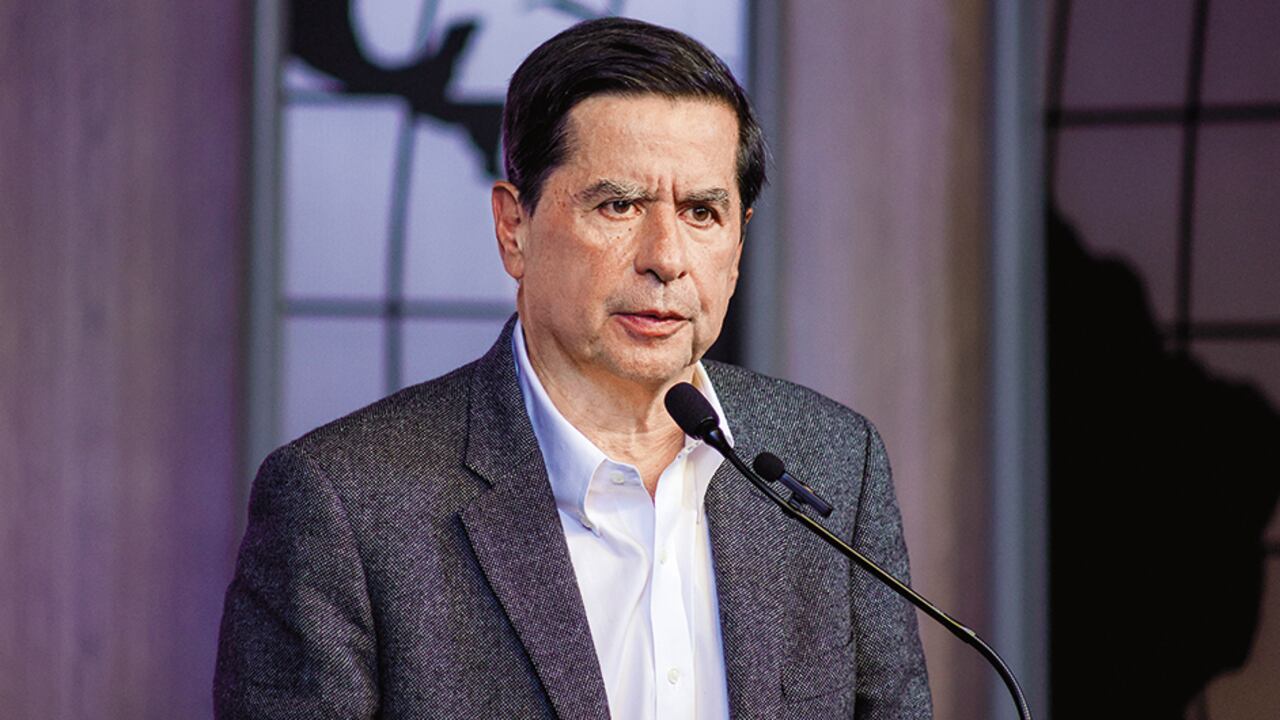 Juan Fernando Cristo será el responsable de las relaciones políticas con el Congreso desde el Ministerio del Interior. Tiene el encargo de lograr un acuerdo nacional.