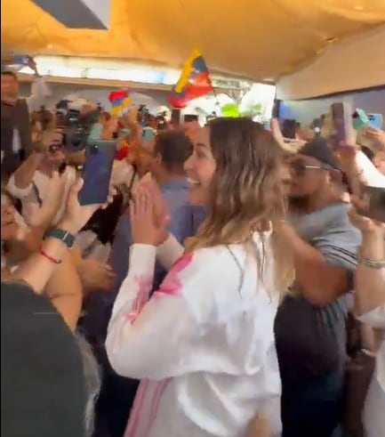 Claudia Macero regresa a Bejucal para dar un mensaje sobre el regreso de María Corina Machado.