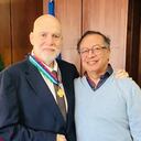 El embajador, José Fernando Bautista, en compañía del presidente, Gustavo Petro
