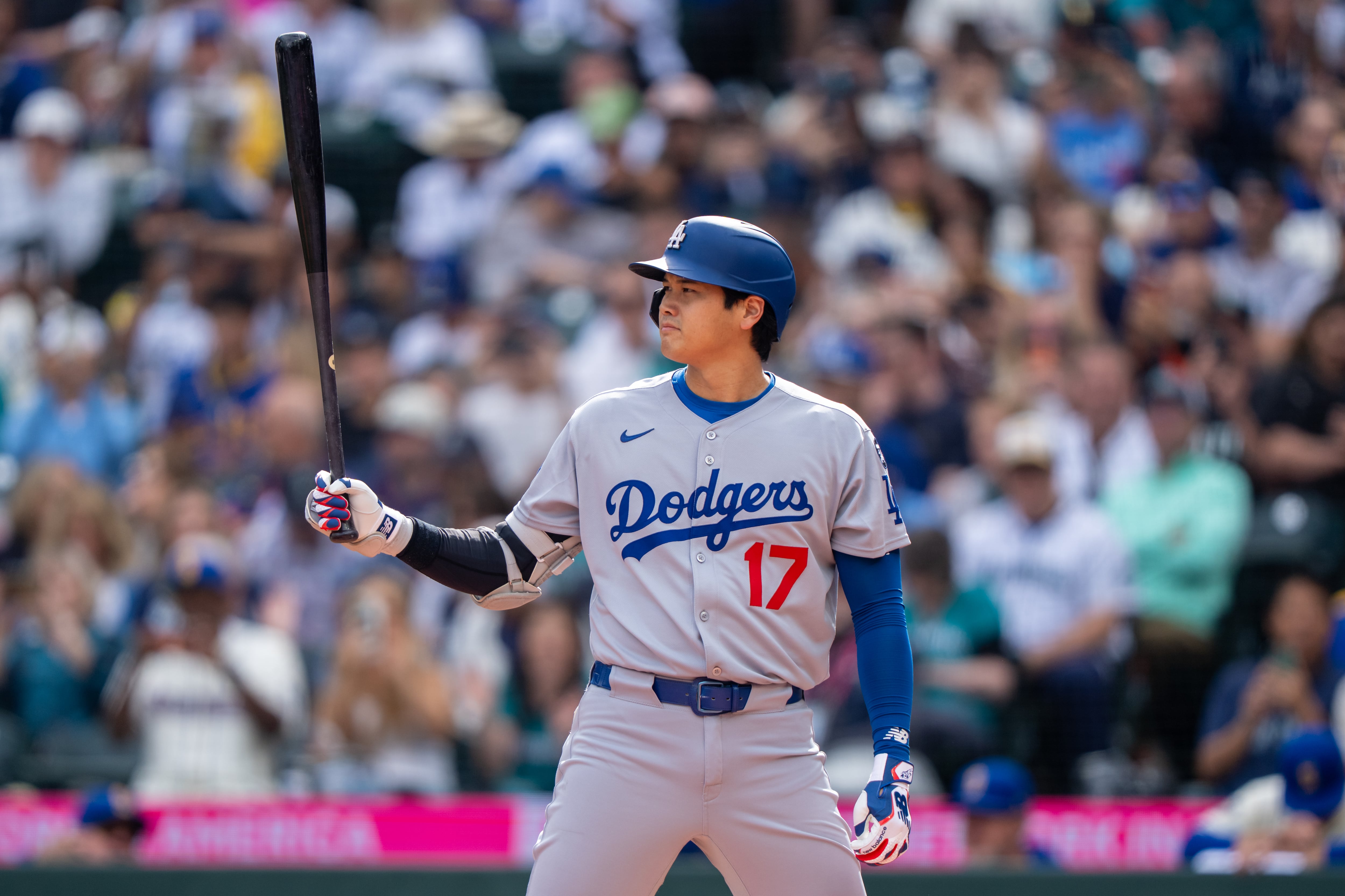 SEATTLE, WA - SEPTEMBER 28: Shohei Ohtani #17 of the Los Angeles Dodgers at-bat in the first inning against the Seattle Mariners at T-Mobile Park on September 28, 2025 in Seattle, Washington. (Photo by Stephen Brashear/Getty Images)