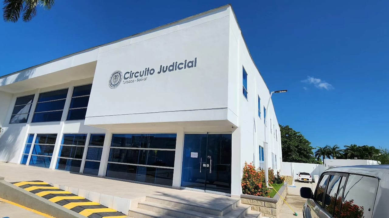Entrega del Palacio de Justicia en Turbaco, Bolívar.