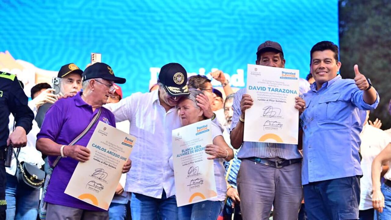 Presidente Gustavo Petro en Bucaramanga evento pilar solidario reforma pensional