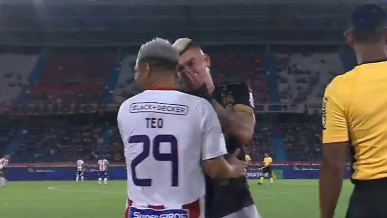 Teófilo Gutiérrez y Michael Rangel discutieron en el partido de Junior vs. Llaneros