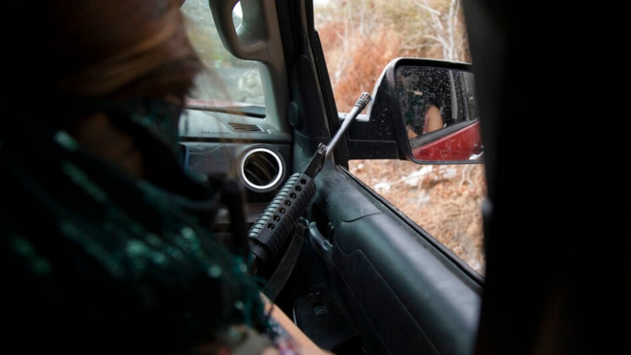 El Gobierno de México entregó un informe sobre disminución de los hechos delictivos, sobre todo en secuestro con 74.1 %, robo de vehículo en 40.4 % y homicidio 14.6 %, este último, según dijo, a la baja.