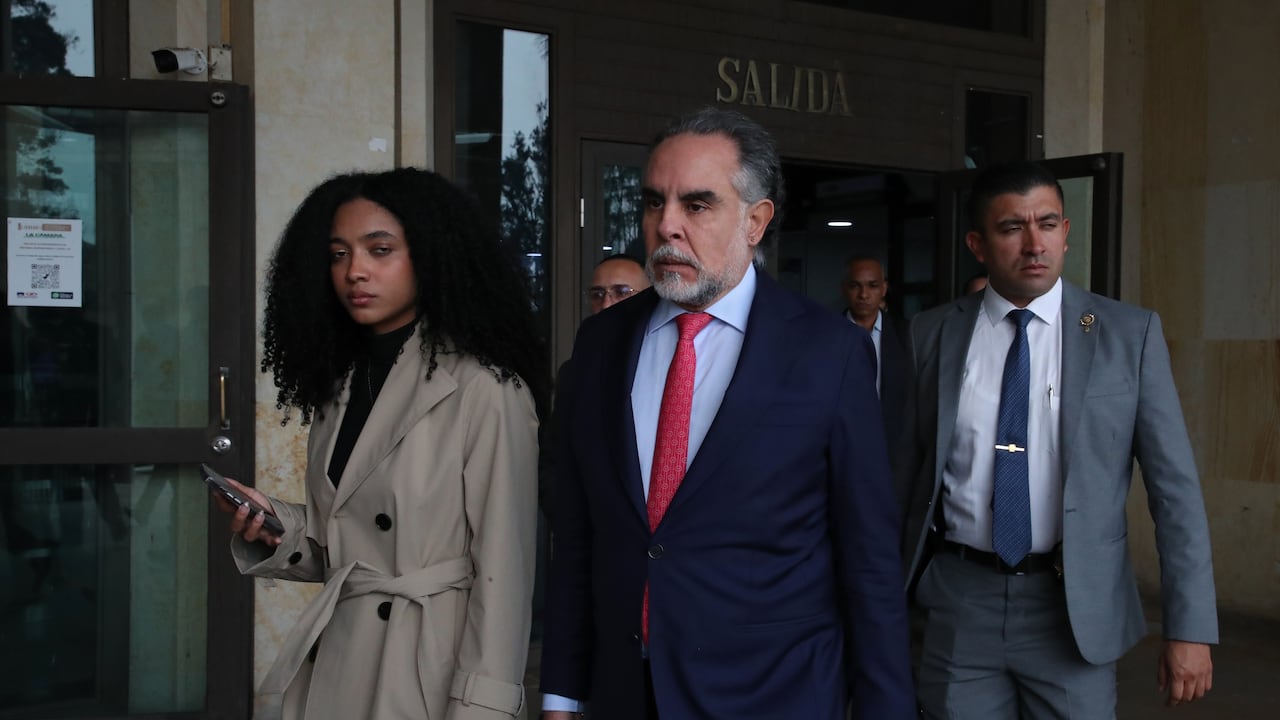 Juliana Guerrero, coordinadora de gabinete de la cartera del Interior, y Armando Benedetti