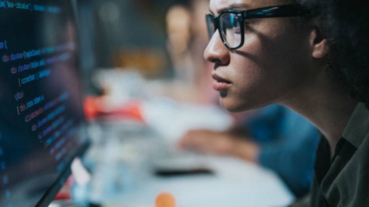 Tecnología, estudios, becas (Getty)