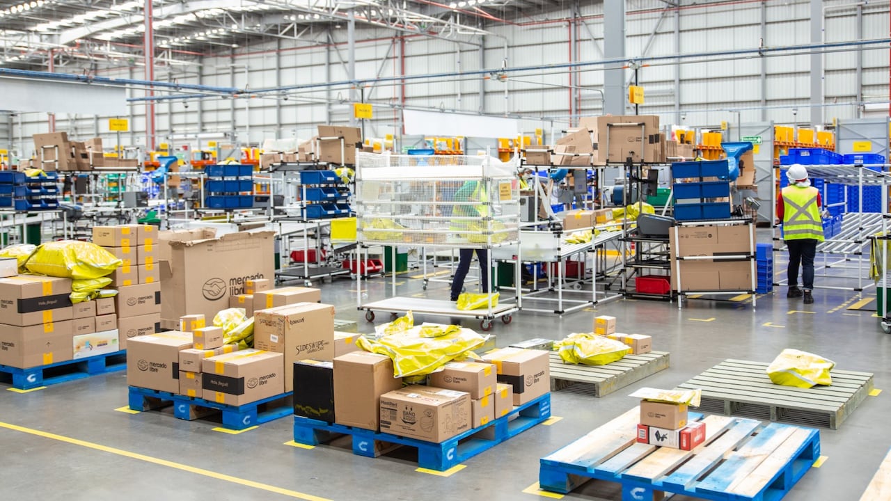 La red logística de Mercado Libre está catalogada como la más rápida del país.
