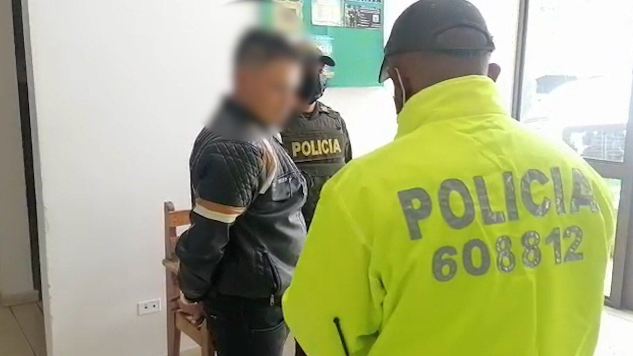 El hombre fue capturado en Bogotá.