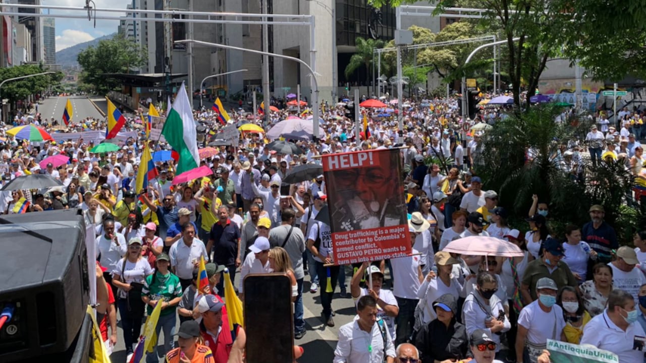 Manifestaciones contra el Gobierno de Gustavo Petro en Medellín.