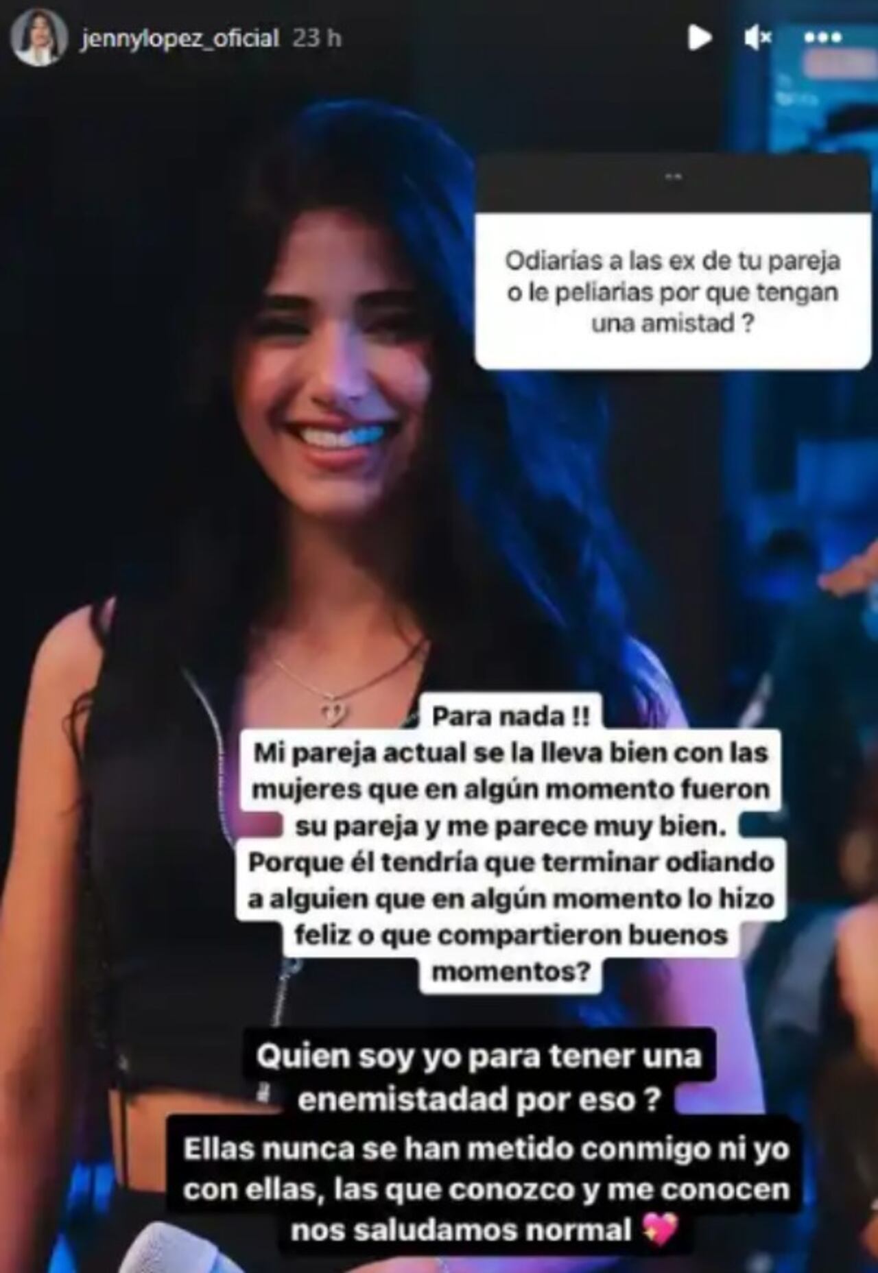 La joven habló de las exparejas de Jhonny Rivera.
