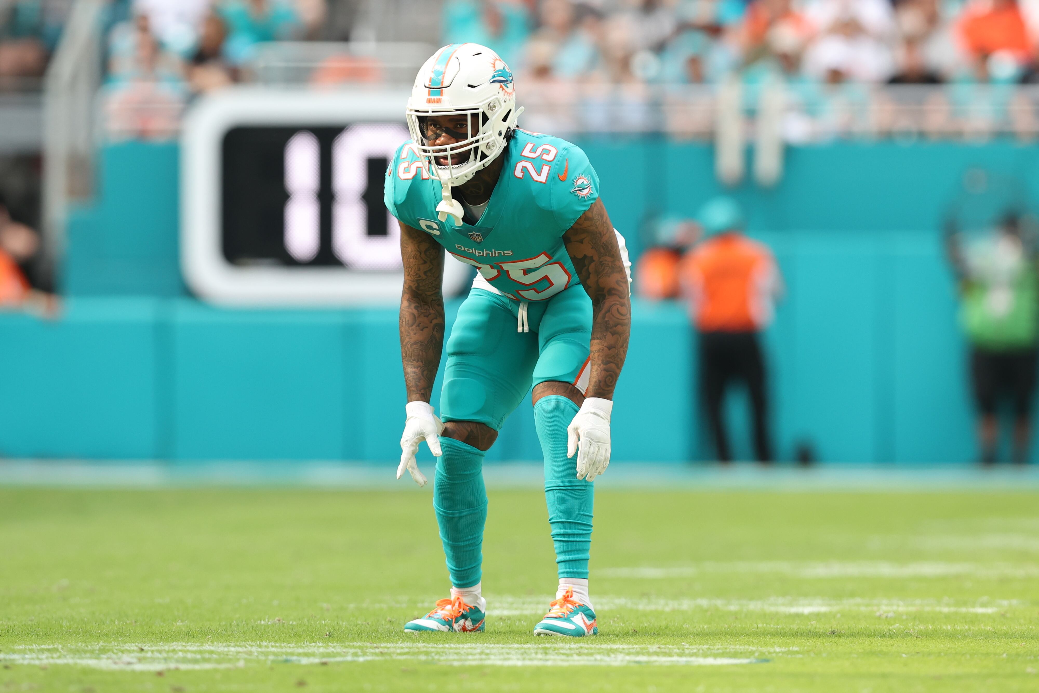 El jugador le habría ofrecido dinero a las mujeres para que abortaran.