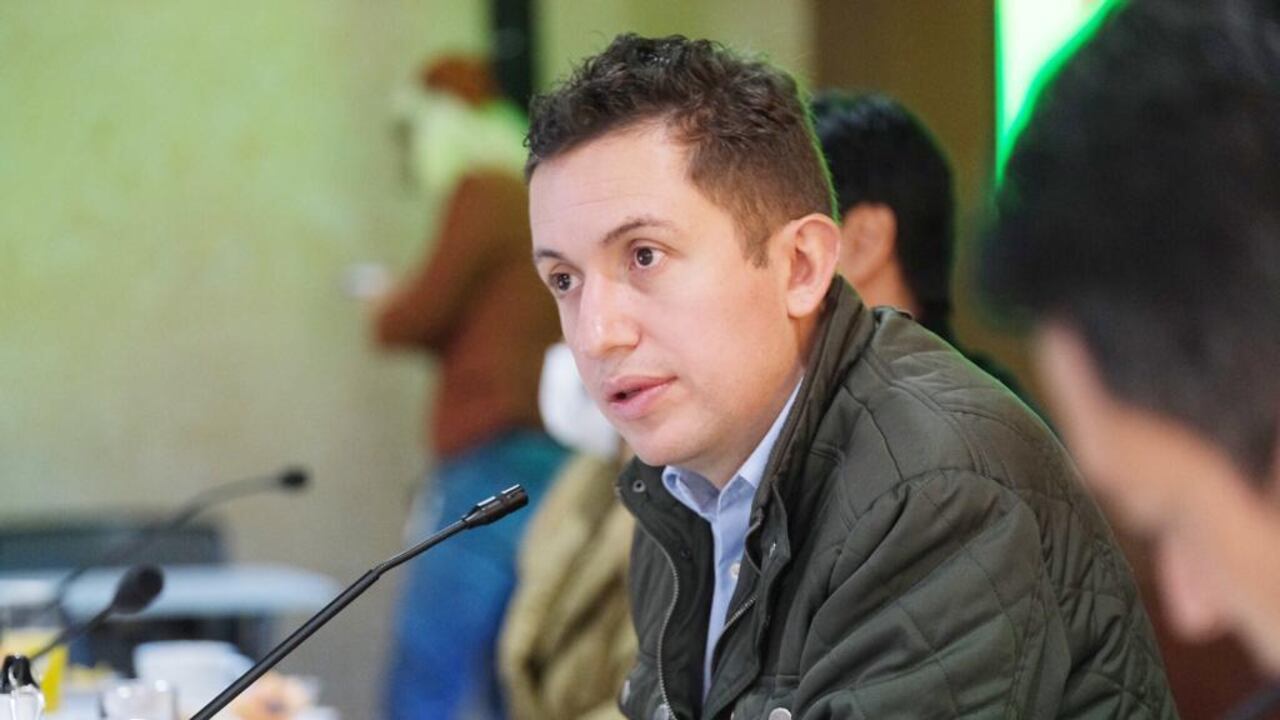 El secretario de Gobierno Felipe Jiménez pidió al Concejo retirar el proyecto de Región Metropolitana.