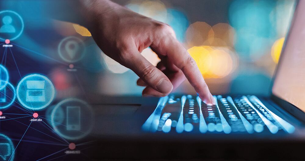 La transformación digital ayuda a que una conectividad constante haga funcionar de manera eficiente diversas industrias.