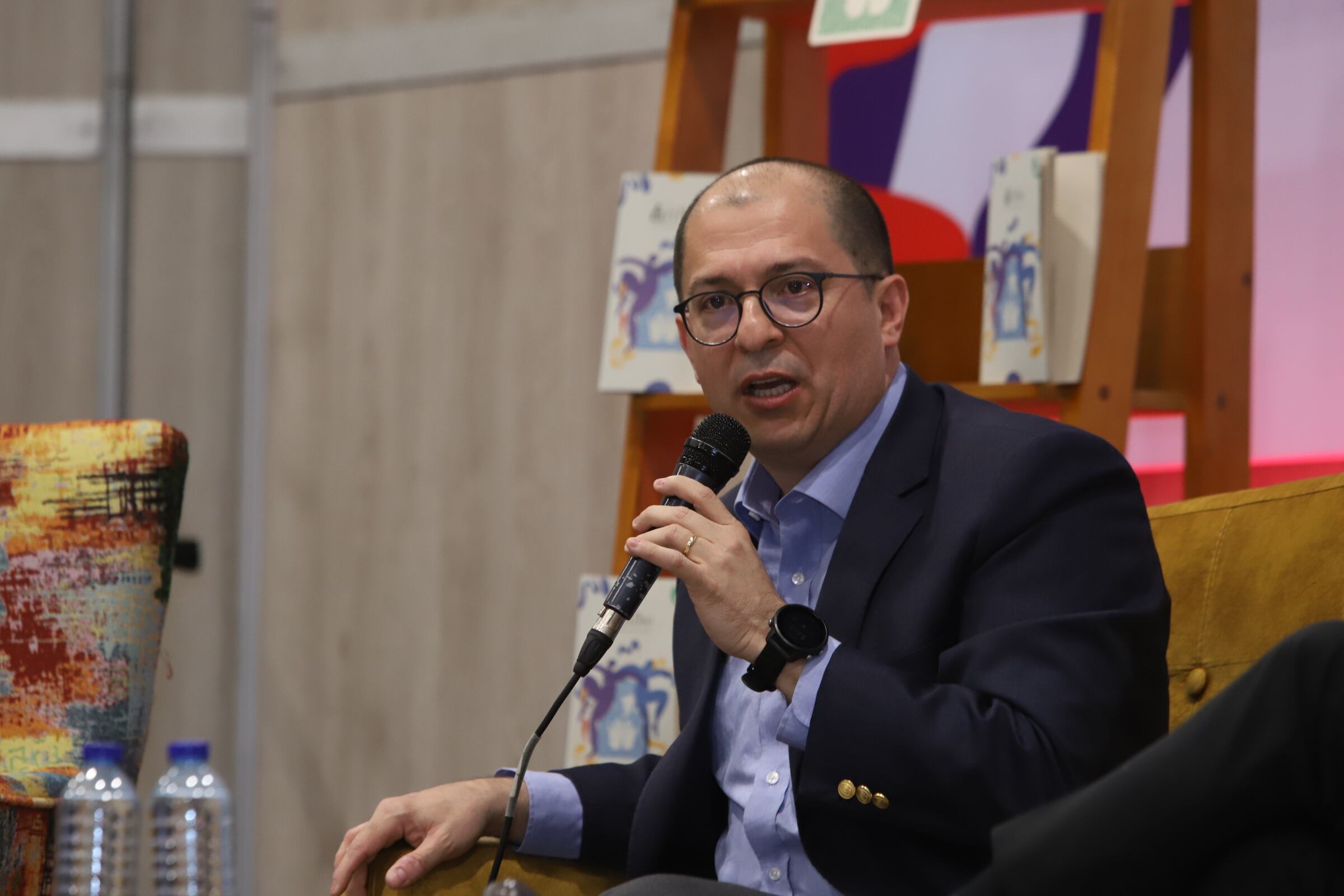 Lanzamiento del libro “El Fiscal”. Conversaré con Giovanni Celis- Director de Red más y Yesid Lancheros- Director de la revista Semana