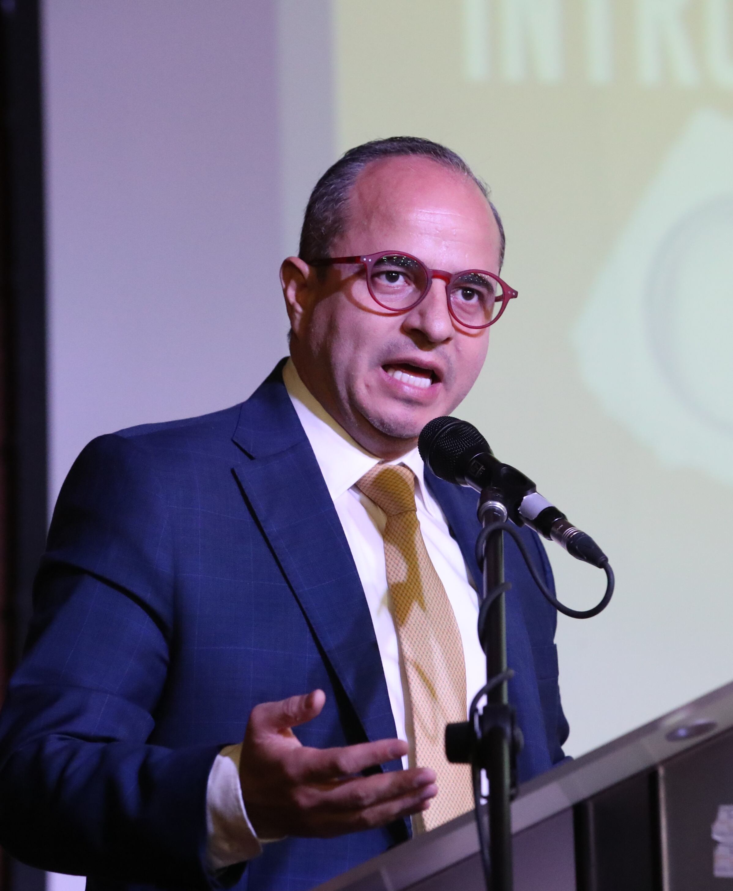 segundo vicepresidente Representante Juan Fernando Espinal