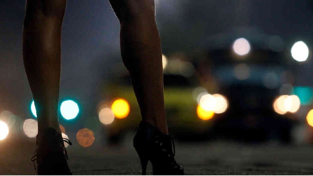 Cae red en España que engañaba y prostituía a 30 jóvenes colombianas
