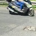 Los ciudadanos reportan que el hueco ha ocasionado múltiples accidentes de tránsito.