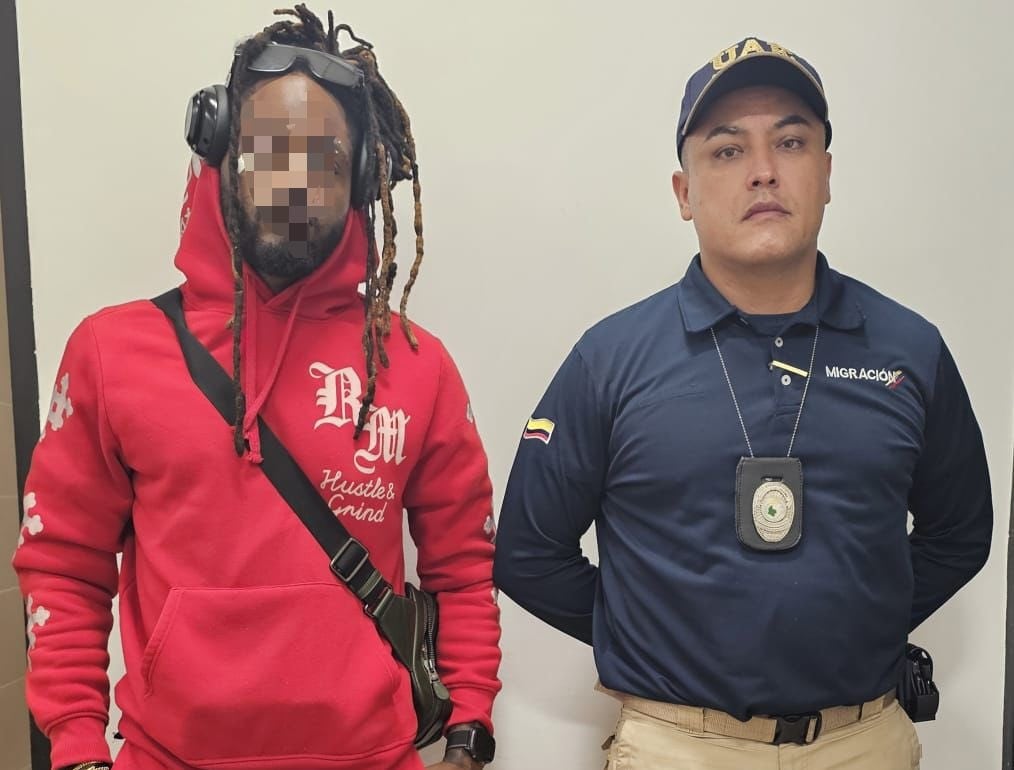 Extranjero inadmitido en Medellín