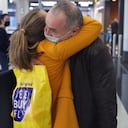 Emocionantes reencuentros se pudieron ver en los aeropuertos de Estados Unidos