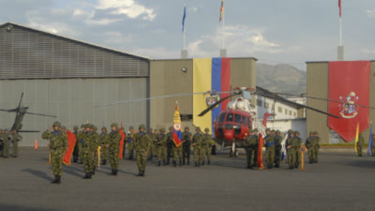 Aspecto de la parada militar de conmemoración de los 17 años de la división.