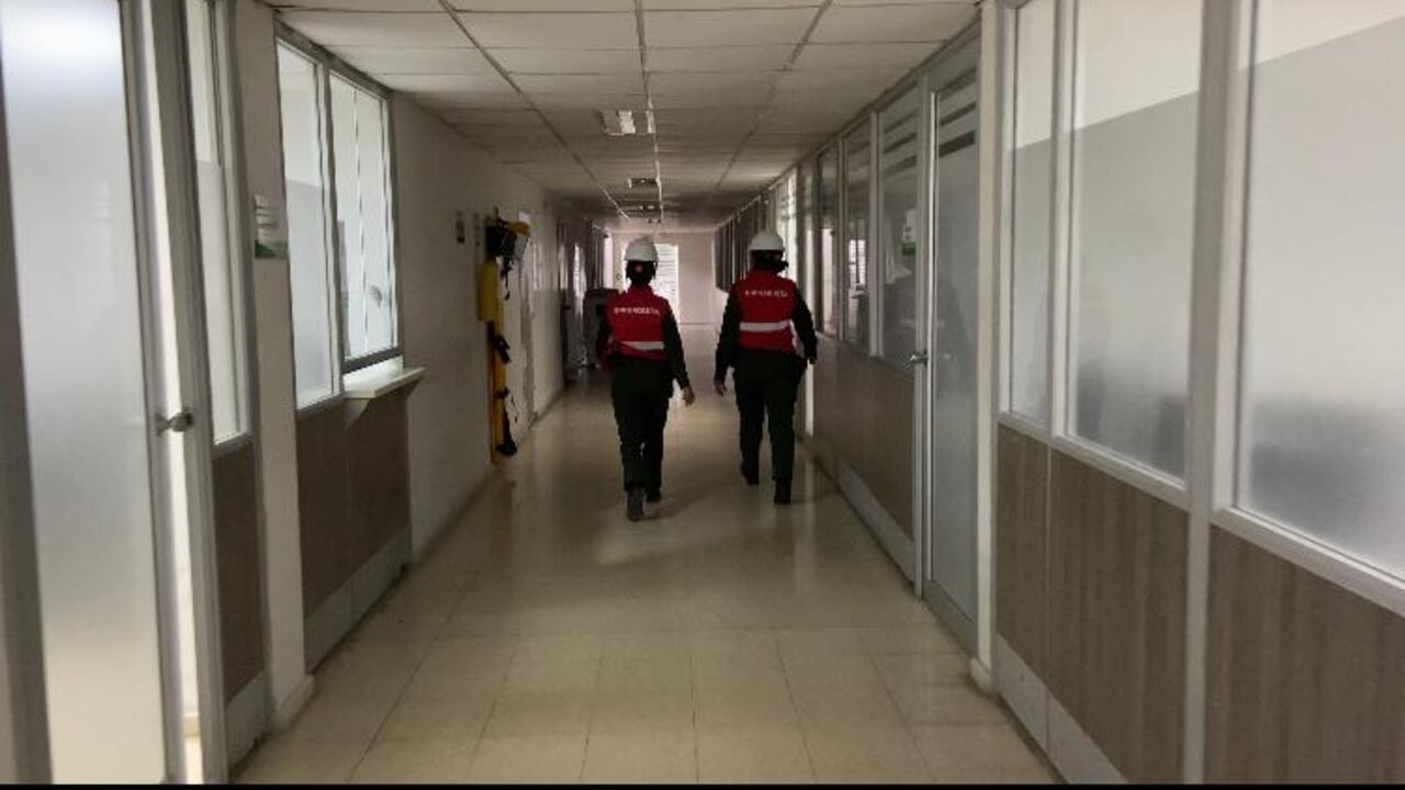 Todo se trató de un simulacro de emergencias en las instalaciones de la Policía Metropolitana de Barranquilla.