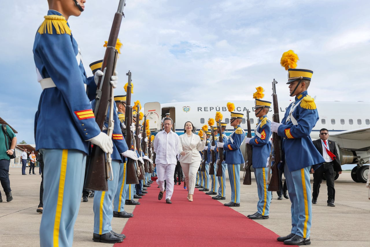 Llegada del presidente Gustavo Petro a Tegucigalpa, Honduras.
