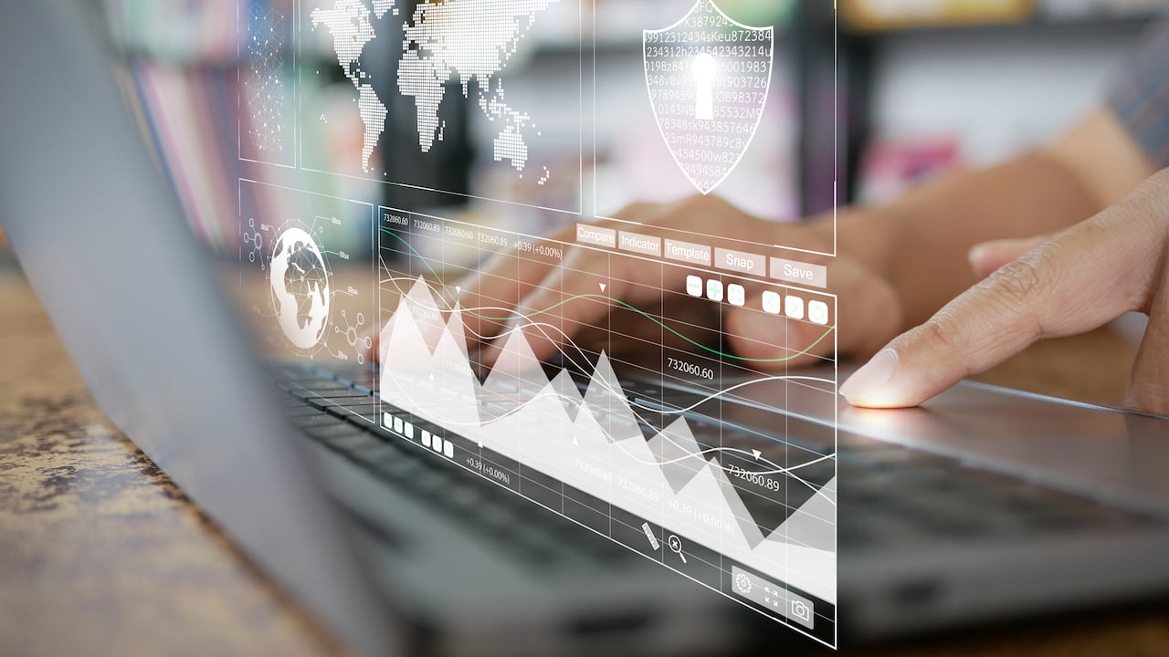 Con un mensaje de texto o e-mail los ciberdelincuentes roban información. Imagen de referencia.