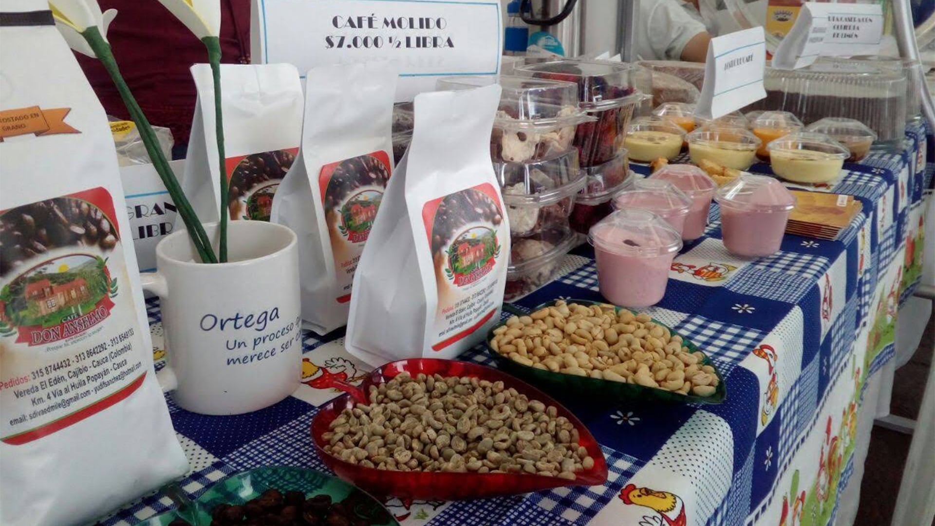 Café Don Anselmo se comercializa en España, donde se sirven tazas preparadas con la variedad Castillo, un grano con exquisitas notas de caramelo y chocolate.