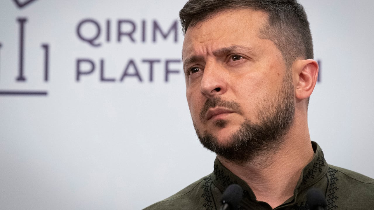 El presidente ucraniano, Volodimir Zelenski, reivindicó el martes los avances de su ejército en el sur de Ucrania y anunció la reconquista de decenas de localidades de manos de los rusos