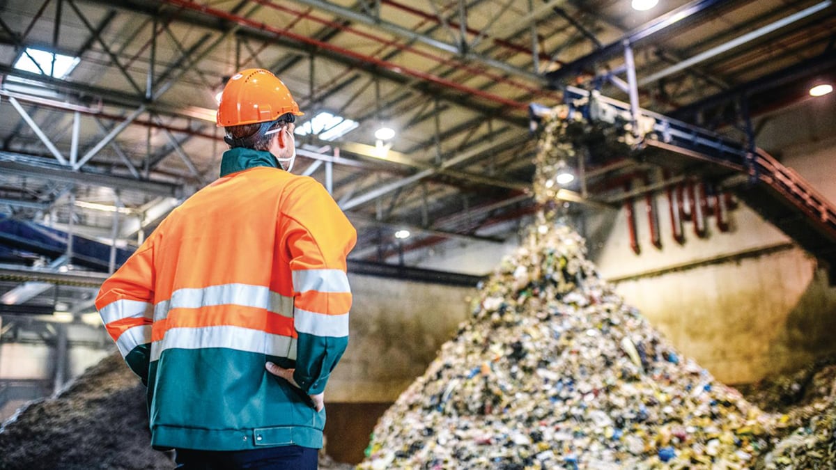 Especial Residuos, Ejecución