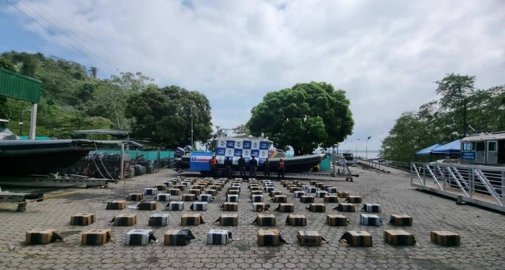 La cocaína fue incautada por unidades de la Armada Nacional