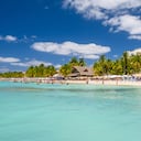 Isla mujeres es uno de los lugares que más recomiendan para visitar en Cancún.