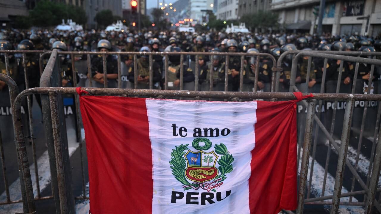 La Defensoría del Pueblo dijo que hasta el 31 de enero las protestas habían dejado casi 60 muertos.