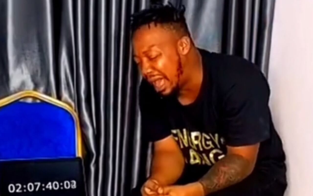 El hombre lloró por siete días seguidos.