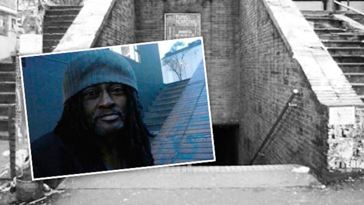 Marco Tulio Sevillano, 'Calidoso', es recordado entre los estudiantes de la Universidad Javeriana por acompañarlos a cruzar el túnel bajo la carrera Séptima, frente a esa institución.